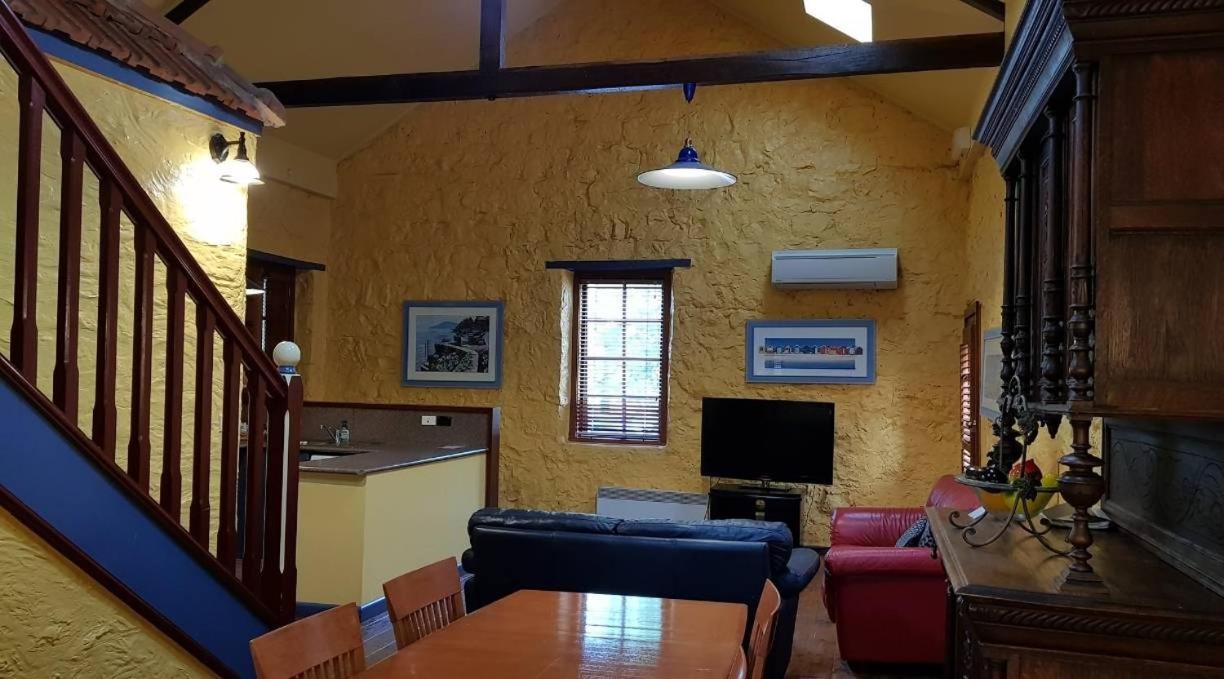 The Camperdown Mill Aparthotel Buitenkant foto