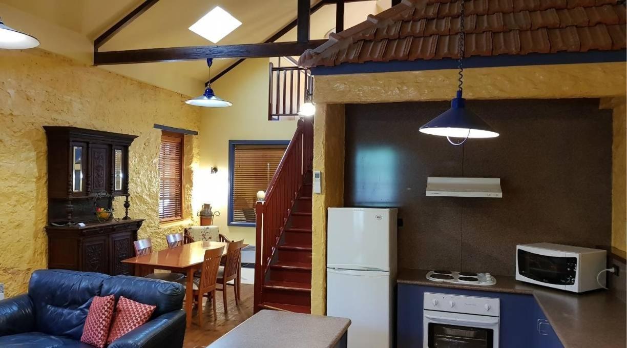 The Camperdown Mill Aparthotel Buitenkant foto