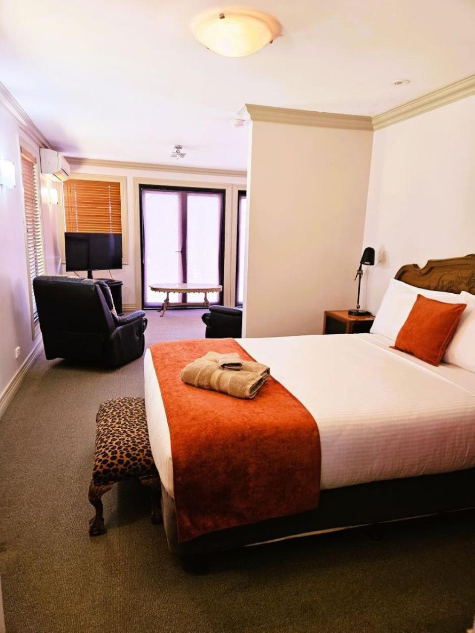 The Camperdown Mill Aparthotel Buitenkant foto