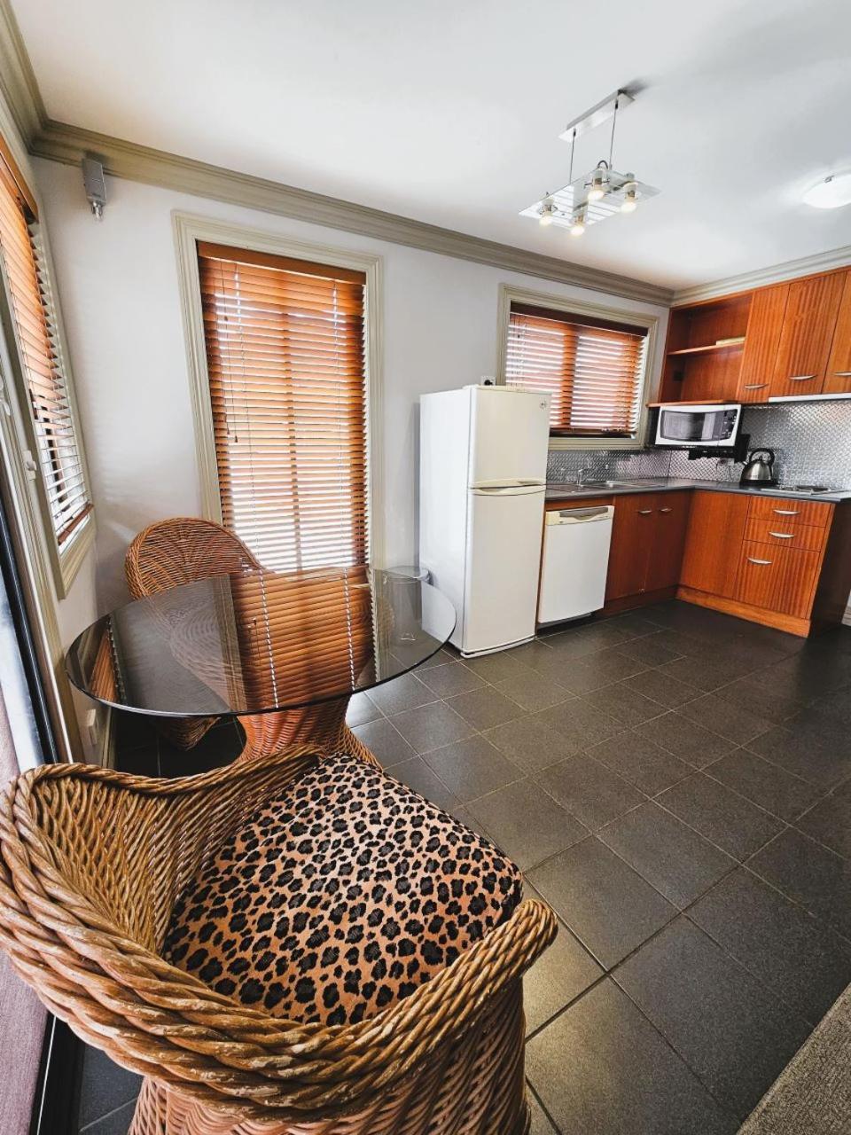 The Camperdown Mill Aparthotel Buitenkant foto
